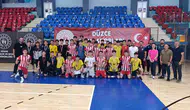 Düzce'de futsal heyecanı kupa töreniyle bitti