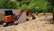 Kahta Belediyesi türbe çevresini yeniliyor