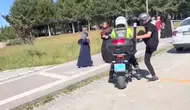 Elazığ’da sınava geç kalan öğrencileri polis motorları kurtardı