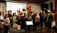 Edirne’de emekli astsubaylar türkülerle Babalar Günü’nü kutladı