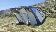 Tunceli’de geceyi vuran fırtına konteyneri yerinden söktü
