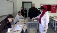 Erzurum Lalapaşa Mahallesi yeni muhtarını seçmek için sandık başında