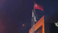Aydın semalarında bayrağımızla bütünleşen gece manzarası