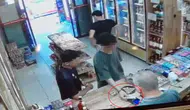 Orhangazi'de yolda buldukları kredi kartıyla keyfi alışveriş yaptılar