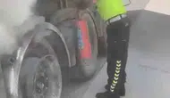 Birecik yolunda alev alan tanker faciaya davetiye çıkardı