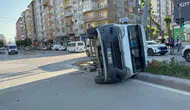 Eskişehir’de servis kazası ucuz atlatıldı