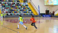 Balıkesir'de binlerce öğrenci geleneksel oyunlarla sokak kültürüne dönüyor