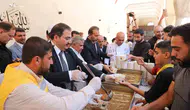 Şanlıurfa Haliliye’de aşure kazanları birlik için kaynadı