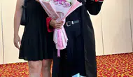 Ortaokulda yarım kalan hayalini 42 yaşında kızıyla gerçekleştirdi