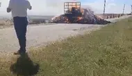 Lüleburgaz yolunda saman balyaları küle döndü
