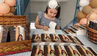 Denizlili 10 yaşındaki Duygusu ilk şiir kitabını çıkardı