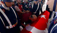 Şehit Uzman Çavuş Samet Karabulut Adana’da toprağa verildi