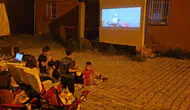 Hakkari’nin dar sokağında nostaljik sinema akşamı