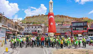 Bayburt sokakları sağlıklı yaşam için bisikletlilerle doldu