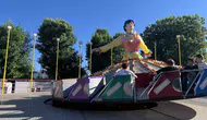 Bolu’da lunapark çalışanlarından otizmli çocuğa unutulmaz sürpriz
