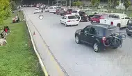 Pelitözü Gölpark yolunda maddi hasarlı kaza