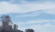 Sarıyer'de çatı katında kaynak yaparken evi yaktılar