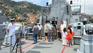 Alanya limanında iki savaş gemisi halkla buluştu