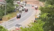 Adana'da şiddetli yağış yolu kesti
