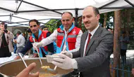 Oltu sokaklarında aşure bereketi