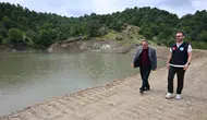 Salihli Damatlı'da çiftçinin sulama göleti onarıldı