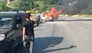 İznik yolunda erik yüklü kamyonet küle döndü