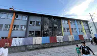 Esenyurt’taki ilkokulun bahçesinde akşam saatlerinde yangın çıktı