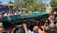 Mobbing iddialarıyla sarsan öğretmen son yolculuğuna uğurlandı