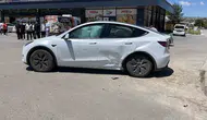 Sivas Karşıyaka'da iki otomobil çarpıştı