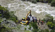 Çoruh Nehri’ne uçan kamyonet boş çıktı