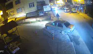 Yenice Belediyesi girişindeki bariyeri parçaladılar