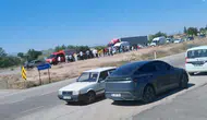 Nevşehir yolunda iki araç çarpıştı 4 kişi hastanelik oldu