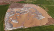 Ahlat'ta sel suları bin dönüm tarlayı yuttu
