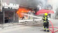Mersin'de fırın yangını mahalleyi ayağa kaldırdı