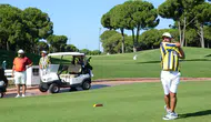 Golf sahasında üç büyüklerin dostluk rüzgarı esti