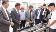 Sivaslı gençler mesleki eğitimle geleceğine yön veriyor