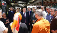 Adıyaman Valisi Küçük çarşı esnafını ziyaret etti