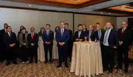 Dışişleri Bakanı Fidan Kanada'daki Türk temsilcilerle buluştu