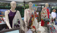 Sandıktaki geleneksel kıyafetler yapay zeka ile modern moda oldu
