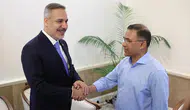 Hakan Fidan Bangladeş yönetiminin yeni lideriyle görüştü