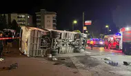 Aliağa'da servis ve otomobil çarpıştı 4 kişi yaralandı