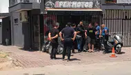 Antalya'da dehşet anları İş yerine kilitlenip kendini yakmakla tehdit etti