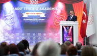 Öğretmenler tiyatro sahnesine adım attı