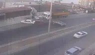 Silifke’de kontrolden çıkan TIR park halindeki araçlara daldı