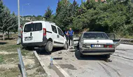 Burdur Manastır Kavşağı'nda trafik kazası 5 kişi yaralandı
