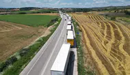 Hamzabeyli’de 20 kilometrelik TIR çilesi sürücüleri isyan ettirdi