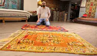 Aydınlı esnafın gözü gibi baktığı servet değerindeki halılar