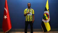 Fenerbahçe geleceği 16 yaşındaki Senegalli Amara Diouf ile garantiledi