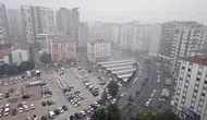 Kayseri'de aniden bastıran dolu sürücüleri ve yayaları hazırlıksız yakaladı