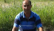 Van'da akşam karanlığında yolda yürüyen babaya ve oğluna otomobil çarptı